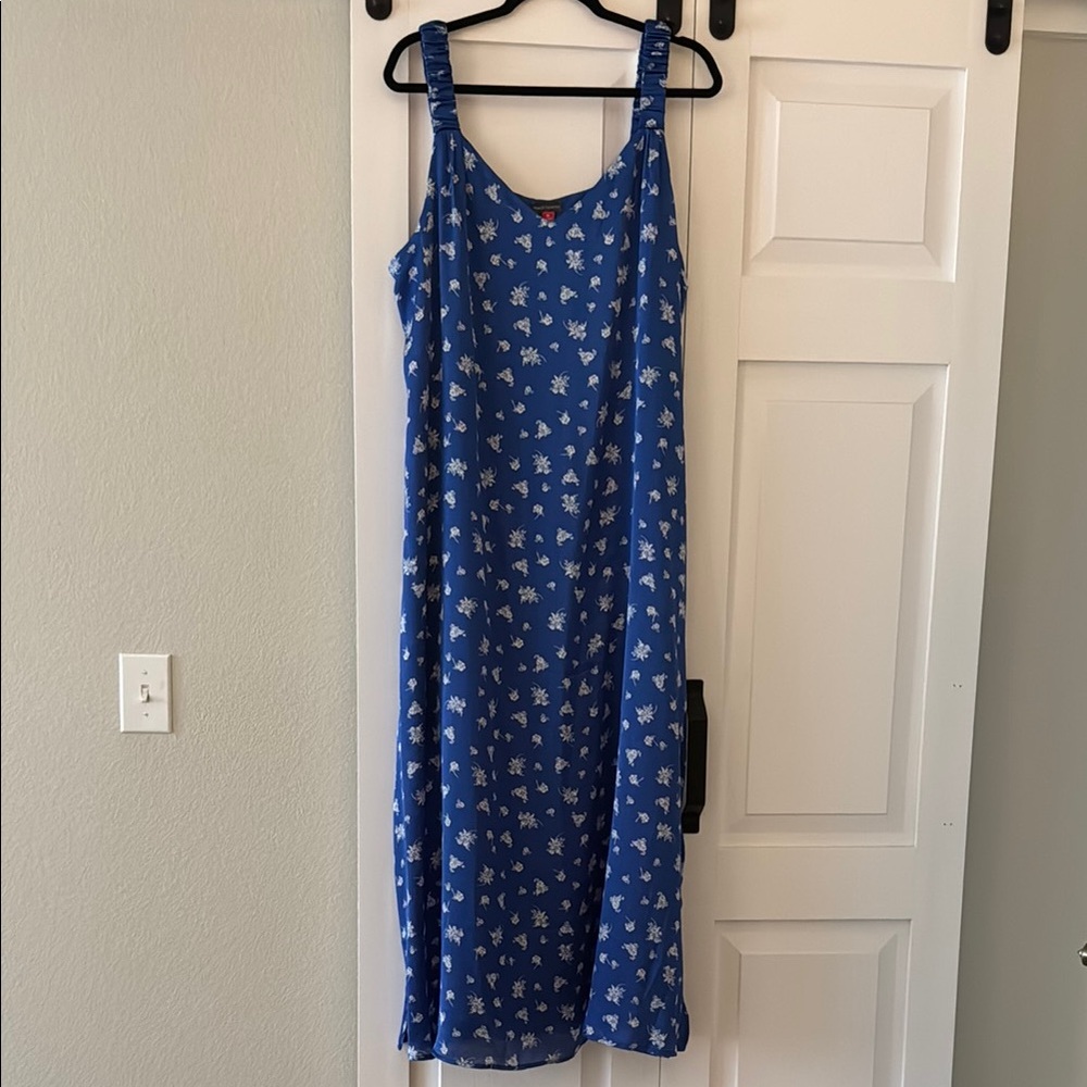 Vince Camuto Blue Maxi Sundress Scoop Neck Sleeveless